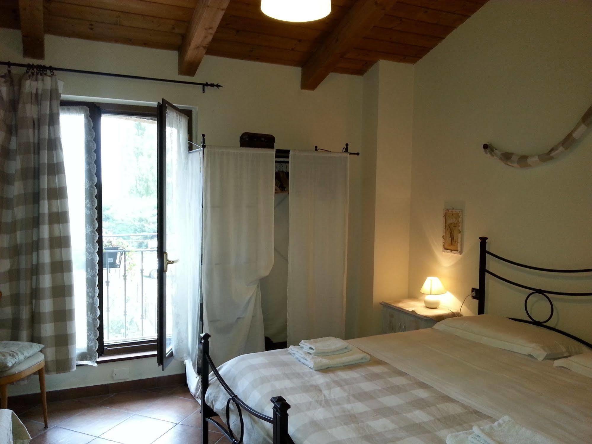Agriturismo La Fattoria Del Boschetto Fontanellato Kültér fotó